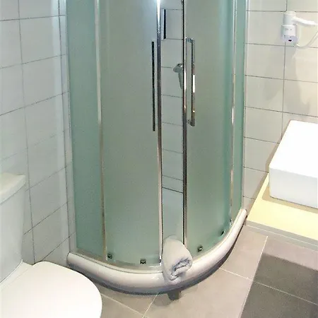 Butterfly Boutique מלון 3*