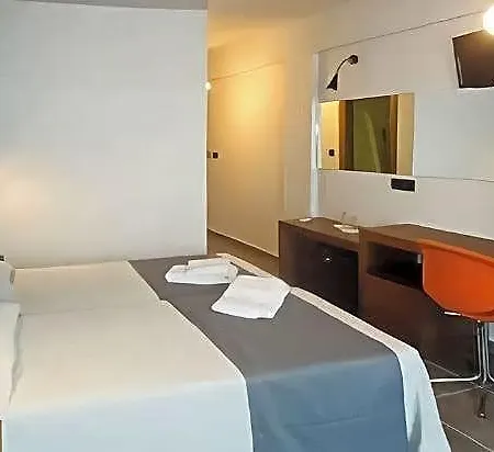 Butterfly Boutique 3*
